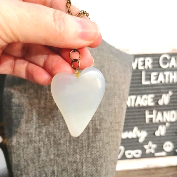 Vintage Agate heart necklace brass chain - Picture 7 of 8